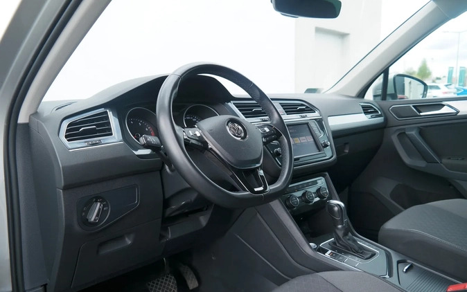 Volkswagen Tiguan cena 79900 przebieg: 101344, rok produkcji 2016 z Twardogóra małe 562